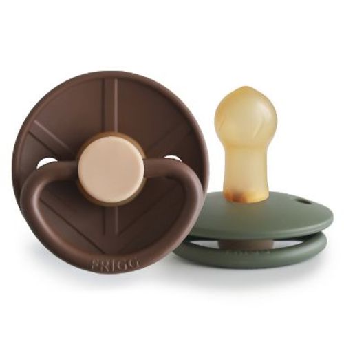 FRIGG Little Viking Natural Rubber Pacifier 2-Pack Cocoa/Olive 0-6 Months