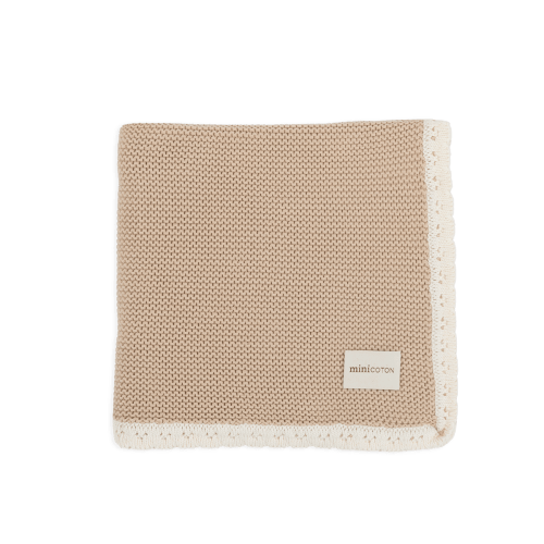 Scallop Blush Blanket