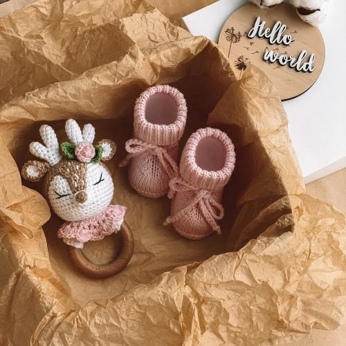 Deer baby gift box for pregnant sister, Deer rattle, Woodland baby shower gift