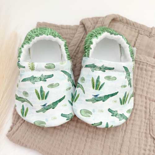 Handmade Alligator Crocodile Baby Booties: Soft Sole Crib Shoes