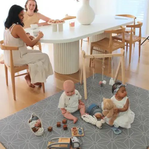 Scandi-Stars Play Mat - Dark Grey – Munchkin & Bear