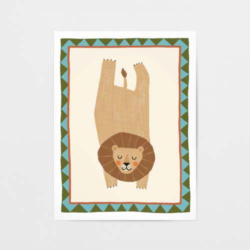 Lion | Triangle Border