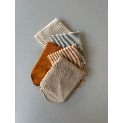 lilano, organic wool and silk scarf/bib
lilano — BÖF shop