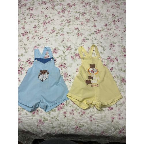 Pair of baby short overalls Size 3-6 months (see measurements)