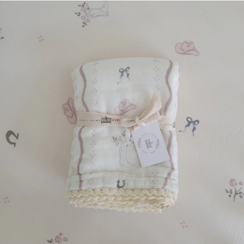 Vintage Country- Cowgirl Muslin Crib Sheet