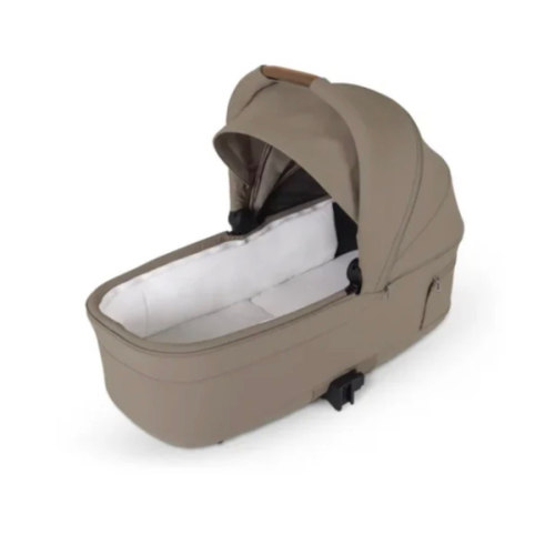 Silver Cross Nia Bassinet – Lightweight & Foldable