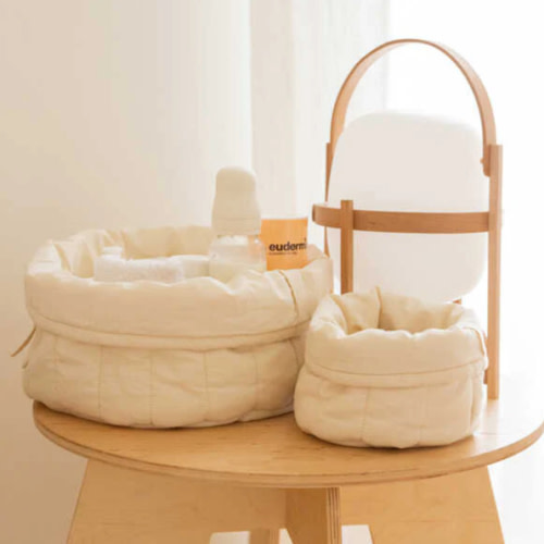 SET OF TWO QUILTED BASKETS NATURAL
