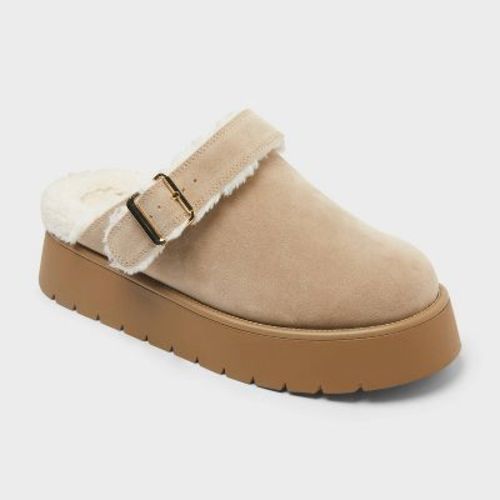 Women's Freda Convertible Clog Slippers - Wild Fable™ Tan 8