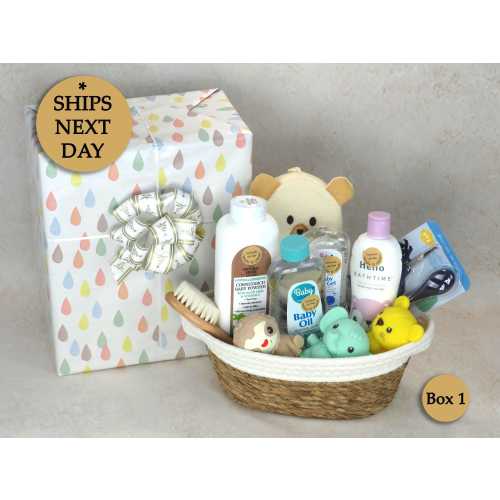 Organic Unisex Baby Care Gift Set With Toys, Lotion, Oil& More,Gender Neutral Gift Box With Newborn Essentials,Baby Girl Or Baby Boy,KUKI022