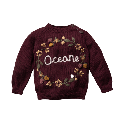 Personalized embroidered sweater for children I Shirley Bredal