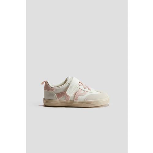 BAREFOOT SNEAKERS