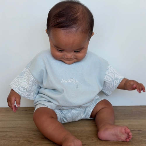 Basics knitted oversized tee - The wolf - Sky – AwaMae