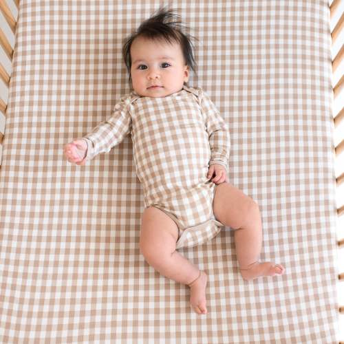 Crib Sheet in Gingham Bisque