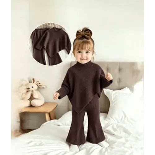 SHEIN Infant Girls' Spring/Autumn/Winter Casual T-Shirt Set, Design-Inspired Asymmetrical Pullover High-Neck Knitted Ribbed Brushed Fabric Khaki Solid Color Long Sleeve T-Shirt Top Paired With Khaki Casual Flared Pants, 2-Piece Set, Suitable For Spring/Au