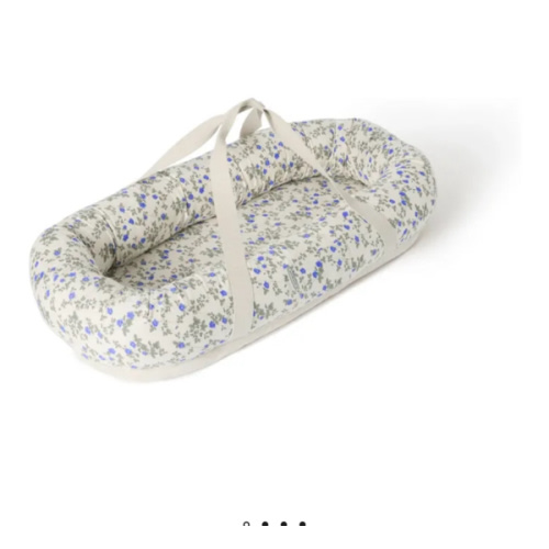 Dainty Bassinet
