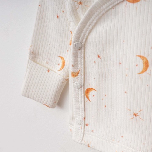 3-Piece Newborn Outfit Kimono Top, Footed Pants & Knotted Hat