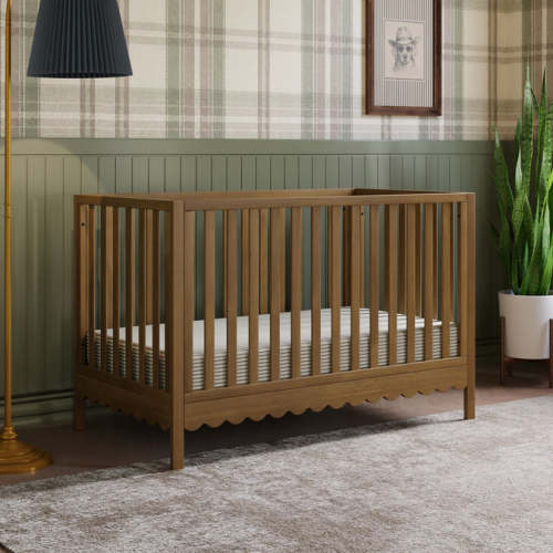 Sammy Scallop 4-in-1 Convertible Crib