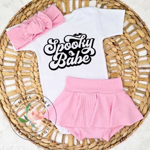 Baby girl pink and black spooky Halloween outfit, newborn, spooky babe shirt, pink skirt, hair bow, skirted bummies, spooky birthday party