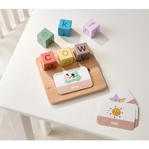 Learn To Toys: Spelling Toy with Blocks