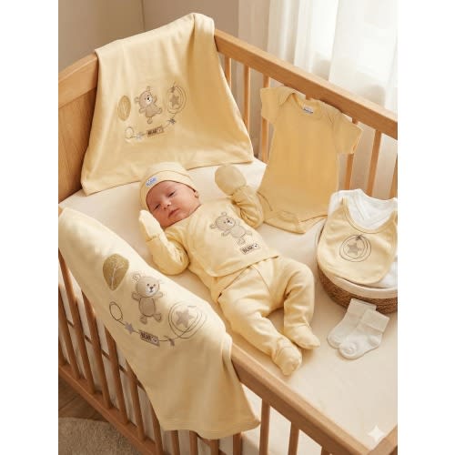 Newborn Yellow Bear Set, 10 Piece Hospital Outfit, Organic Cotton Layette, Unisex Gift, Star Balloon Print Suit, Soft Infant Clothing