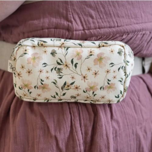 Lark Pocket | Baby Carrier Waistband Pouch | hope&plum