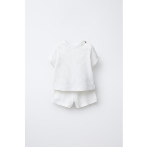 PLAIN WAFFLE KNIT SHIRT AND BERMUDA SET - Oyster-white | ZARA United States