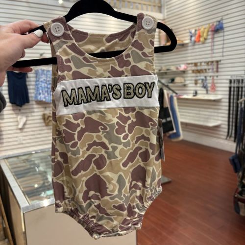 Mamas boy camo onesie (Size: 3-6M)