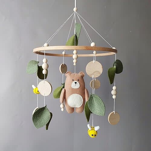Woodland Bear and Bee Baby Mobile – Nature Nursery Crib Decor – Felt Animal Mobile with Leaves and Wooden Beads – Neutral Baby Shower Gift – Forest Style Hanging Mobile for Baby Room