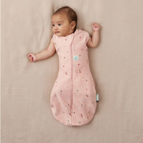 Cocoon Swaddle Bag 0.2 TOG Daisies for Summer – ergoPouch AU