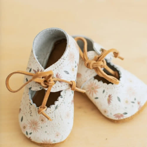 Floral leather Baby Mary Janes – Sun & Lace