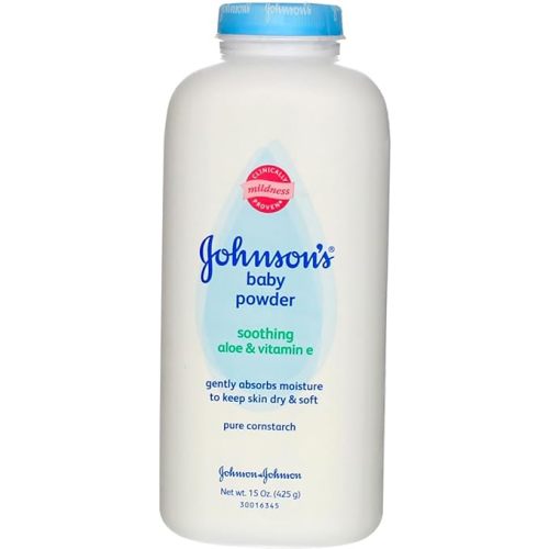 Johnson’s Baby Powder with Naturally Derived Cornstarch Aloe & Vitamin E, Hypoallergenic, 15 oz