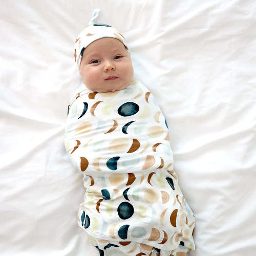 Luna Neutral Swaddle & Hat Set - Little Sleepies