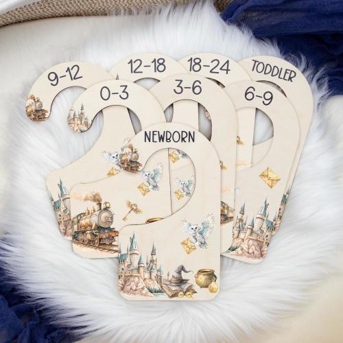 Wizard Clothing Dividers, Wizard Baby Clothing Divider, Wood Wardrobe Divider, Nursery Closet Divider, Magical Nursery Theme B100
