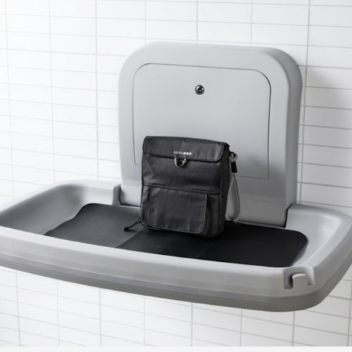 Skip Hop Clean Slate Portable Changing Station - Black