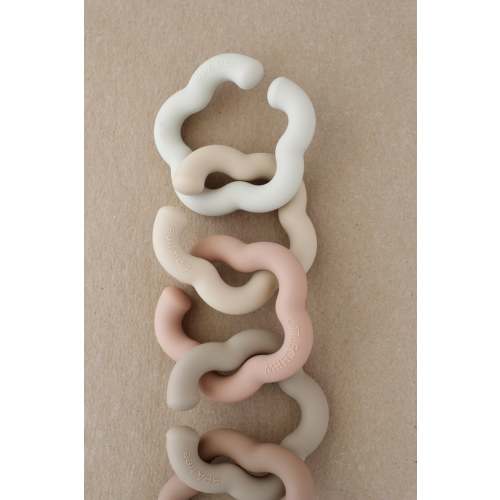 Daisy Loops – littleCHEW