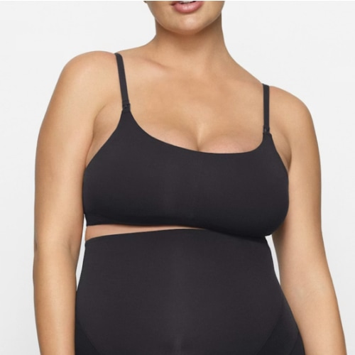 FITS EVERYBODY MATERNITY PUMPING SCOOP BRALETTE | ONYX | SKIMS
