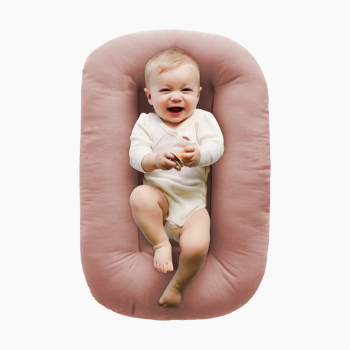 Snuggle Me Organic Lounger Curve - Gumdrop