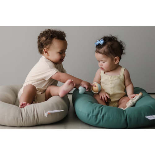Infant Loungers - Snuggle Me Organic