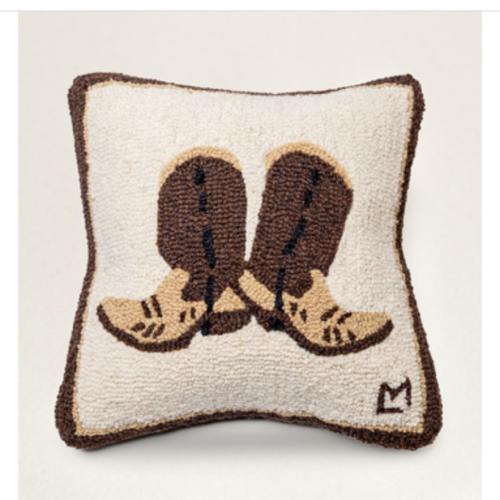 COWPOKE BOOTS HOOKED SQUARE PILLOW