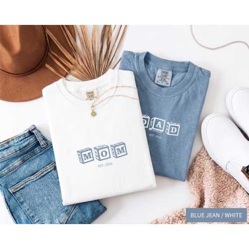 Mom Dad Shirts (EST 2026), Pregnancy Announcement Couple Tees