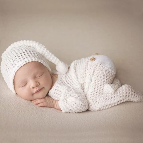 Newborn Photography Props Boys Girls Outfits long tail Hat Footed Romper Bodysuit Infant Photoshoot Outfits (White)
