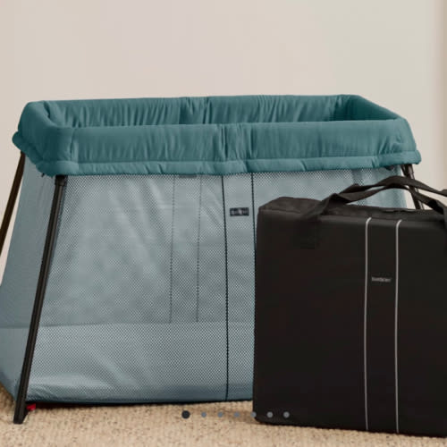 BabyBjörn Travel Crib Light