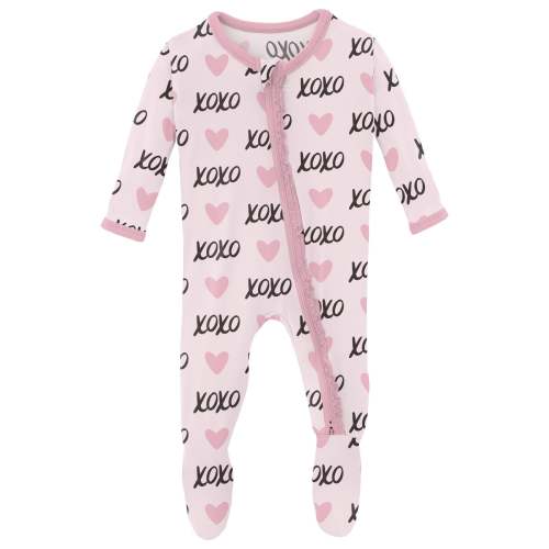 Print Muffin Ruffle Footie with 2 Way Zipper in Shrinking Violet XOXO
