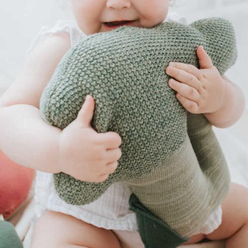 KNITTED CUSHION BRUCY THE BROCCOLI