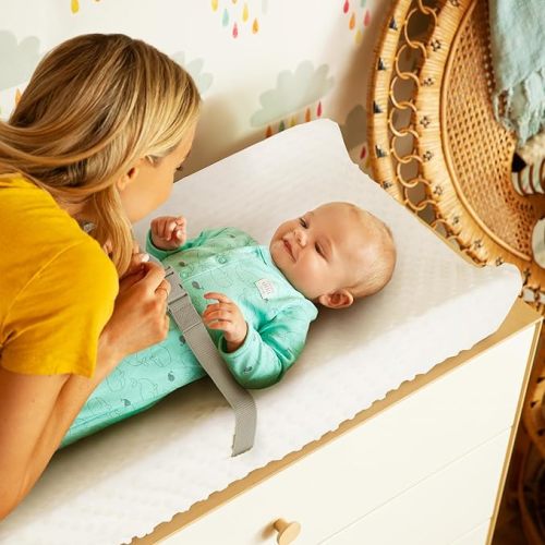 Munchkin Secure Grip Baby Diaper Changing Pad with Cover for Dresser, Waterproof and Wipeable, Contoured, Standard Size (16" x 31"), White