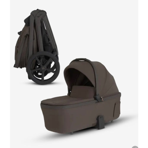 Silver Cross Cove 2 Bassinet - Compact, Comfortable & Stylish