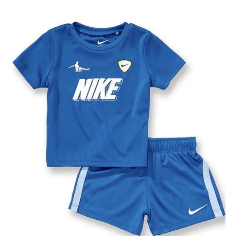 NIKE Baby Boys Short Sleeve Dri-FIT Goal Mode T-Shirt & Shorts Set
Size 12month