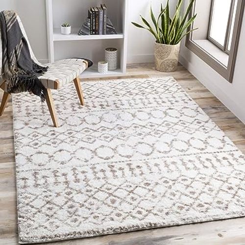 Livabliss Anita Bohemian Shag Area Rug,5'3" x 7'3", Beige