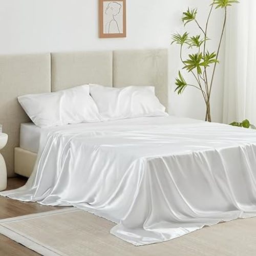 Love's cabin Full Size Satin Sheet Sets - 4 Piece White Silky Satin Sheet Set Full with Deep Pocket, Luxury Silk Feel Satin Bed Sheets Full Bedding Set (1 Flat Sheet,1 Fitted Sheet,2 Pillow Cases)
