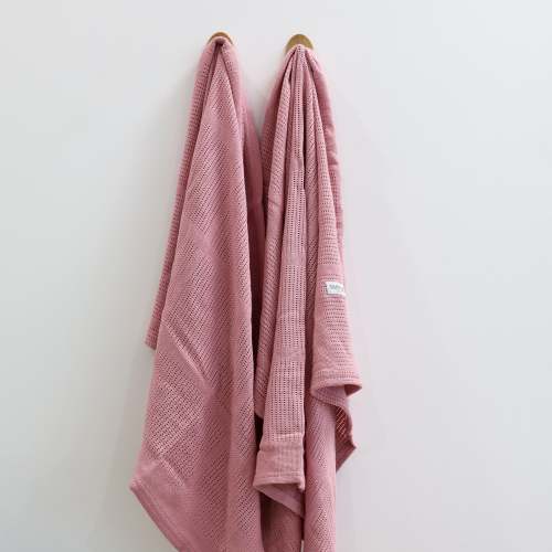 Nordic 2pk Cellular Blanket Berry/Berry
